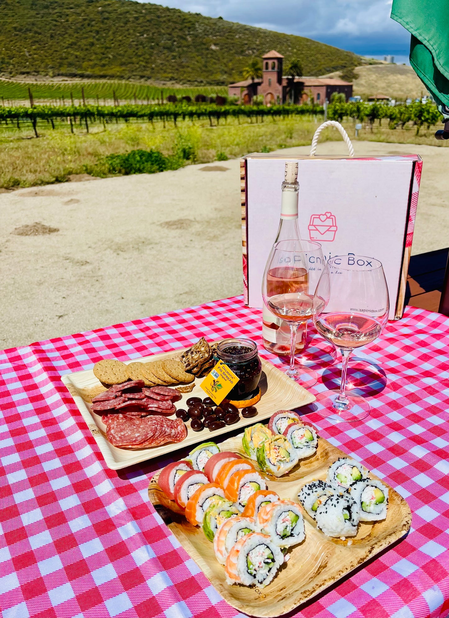 Picnic Box-  Red (waterproof blanket)